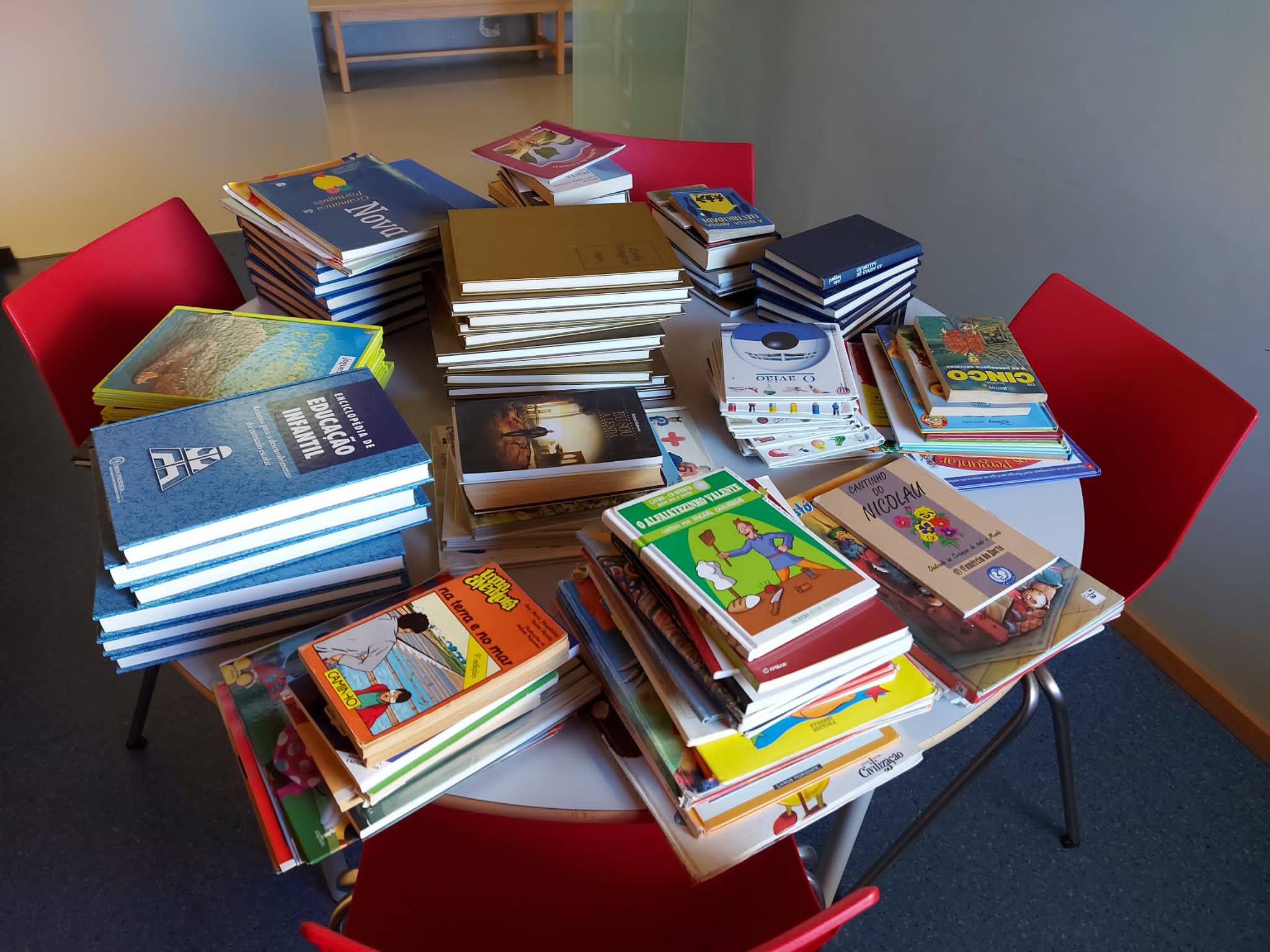 Imagem da Biblioteca Escolar